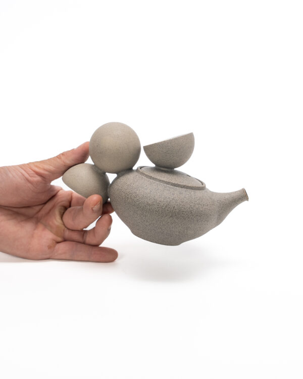 Teapot with hemispheres