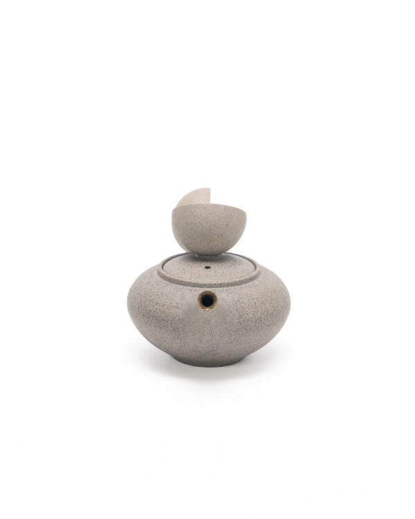 Teapot with hemispheres