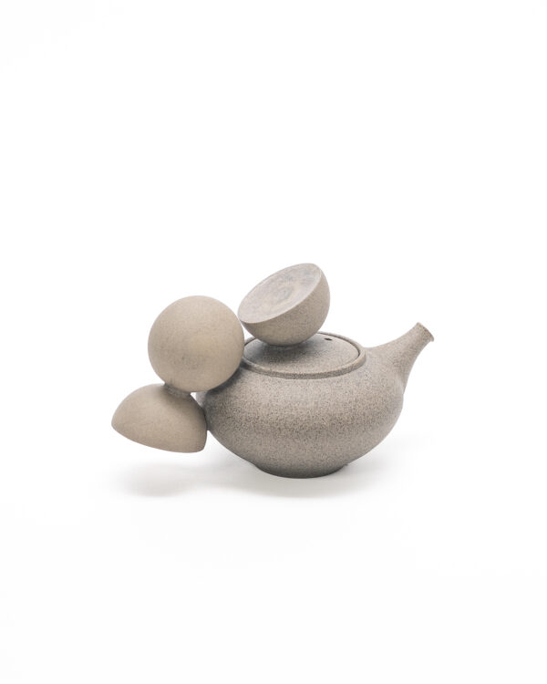Teapot with hemispheres