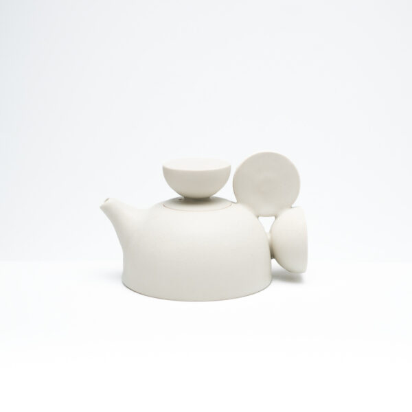 Teapot with hemispheres No.2