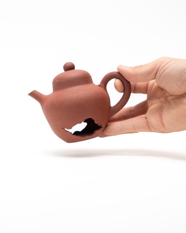DSC06299 Broken Teapot No.2